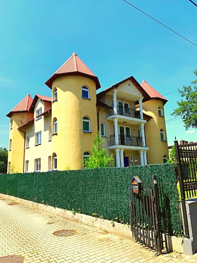 The Castle Suites & Apartment - Free Parking - (Adults Only) Красков Екстериор снимка