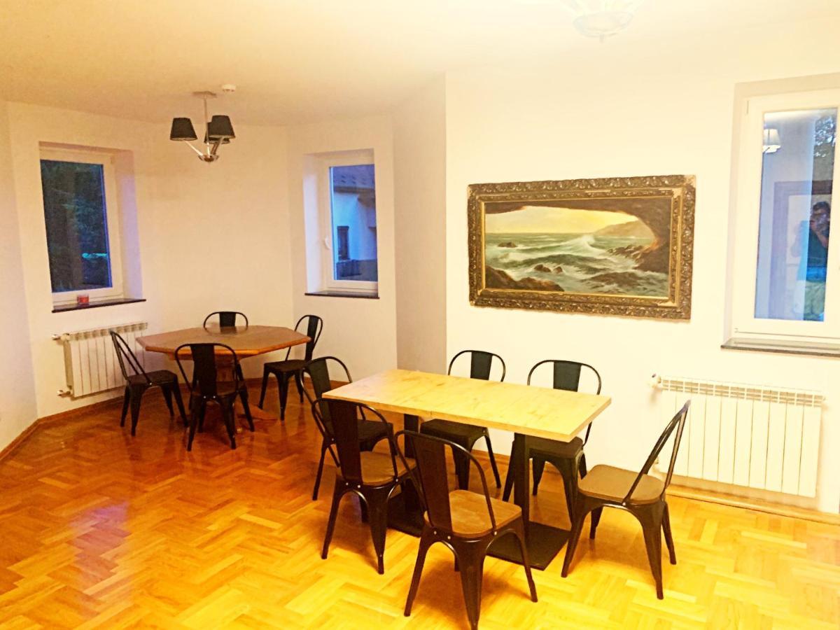 The Castle Suites & Apartment - Free Parking - (Adults Only) Красков Екстериор снимка