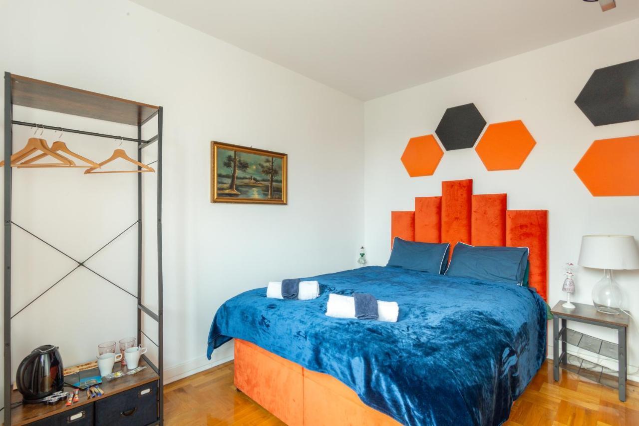 The Castle Suites & Apartment - Free Parking - (Adults Only) Красков Екстериор снимка