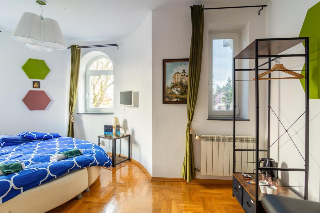 The Castle Suites & Apartment - Free Parking - (Adults Only) Красков Екстериор снимка