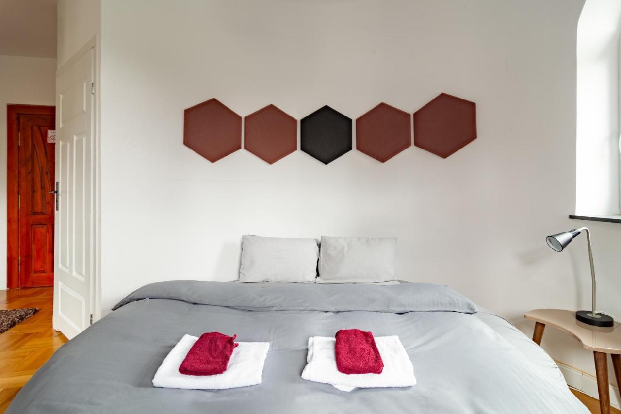 The Castle Suites & Apartment - Free Parking - (Adults Only) Красков Екстериор снимка